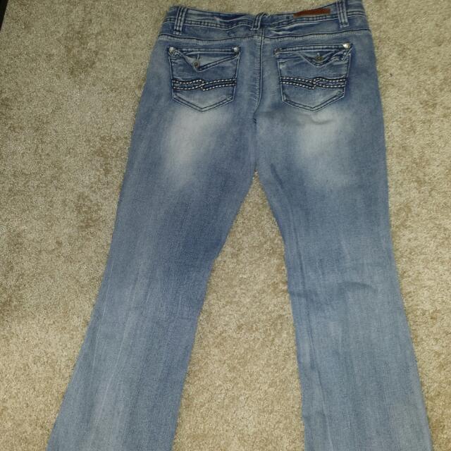 Almost famous outlet jeans