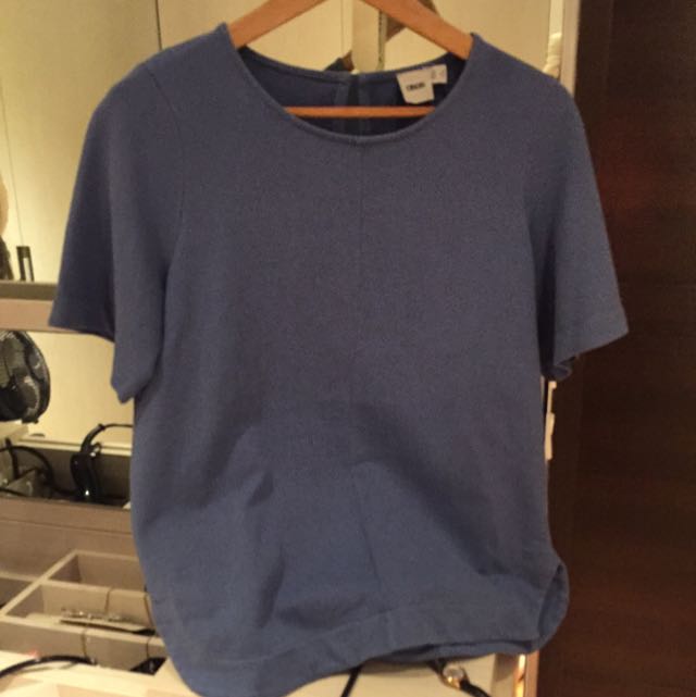 AUTHENTIC ASOS blue Basic Top (Category: Sleeveless) located in Singapore. Submitted by shopeerrrrholic (Listing ID 35445206, Image 1). Description: .