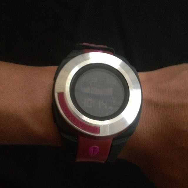 Nixon outsider watch hotsell