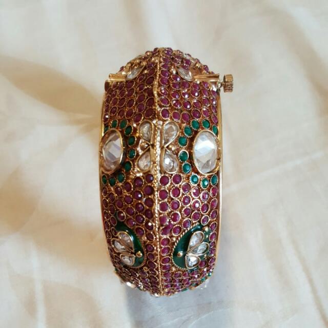 Multi Colored Bangle (NeW) (Category: Bracelets) located in Singapore. Submitted by nevaehheaven (Listing ID 35501430, Image 1). Description: Multi colored bangle. Super funky.
