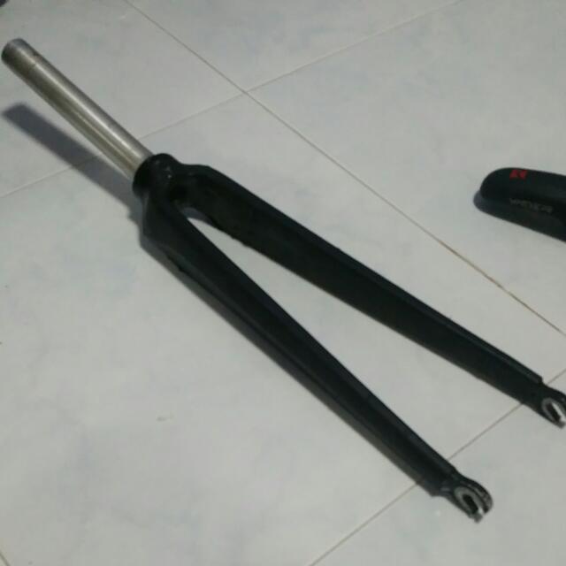 Aventon mataro fork sale