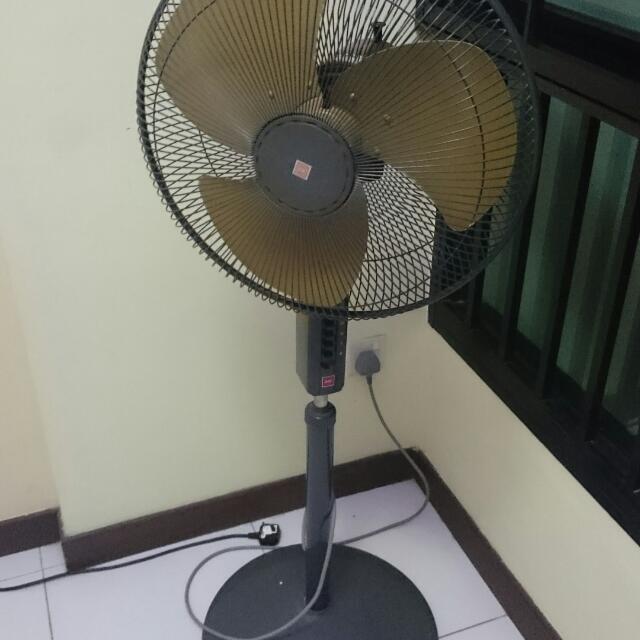 KDK Stand Fan, Furniture & Home Living, Lighting & Fans, Fans on Carousell