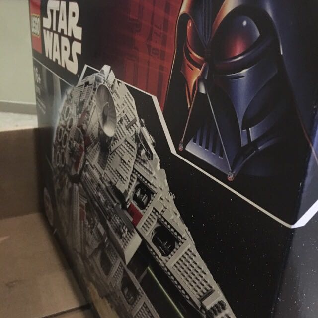Lego millennium falcon first edition deals