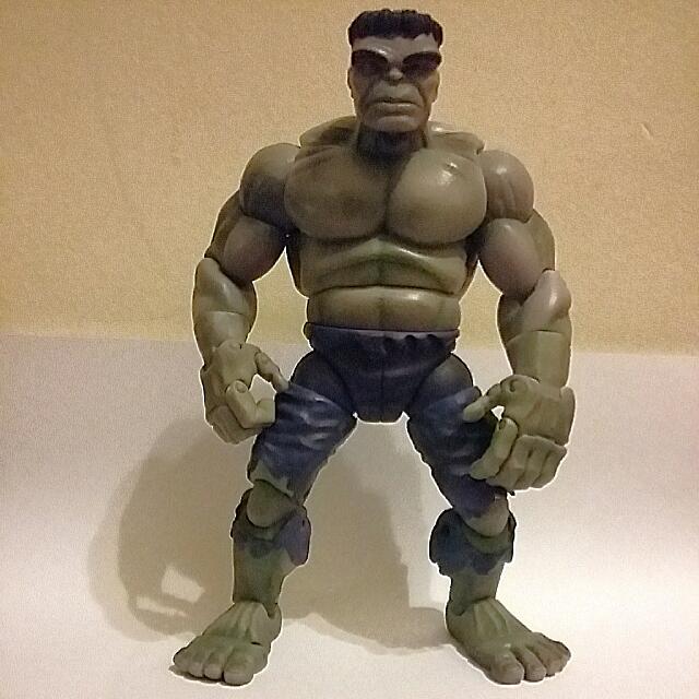 marvel legends gray hulk