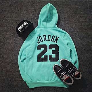（含運）Jordan 湖水綠 帽T