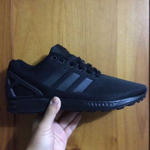 zx flux black grey