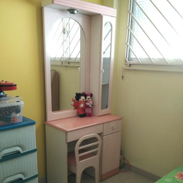 Light Pink Dressing Table Set Furniture On Carousell When your baby plays pretend and does packag included: light pink dressing table set