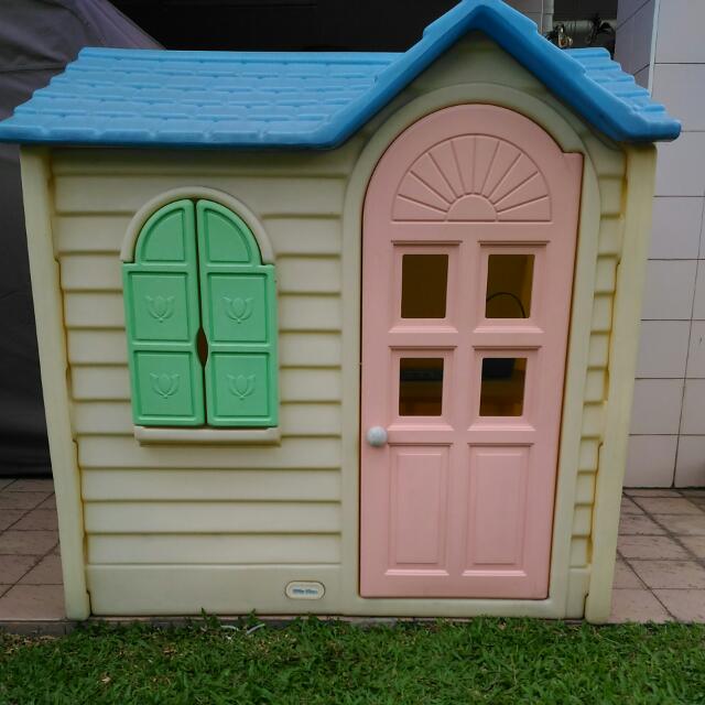 vintage little tikes playhouse