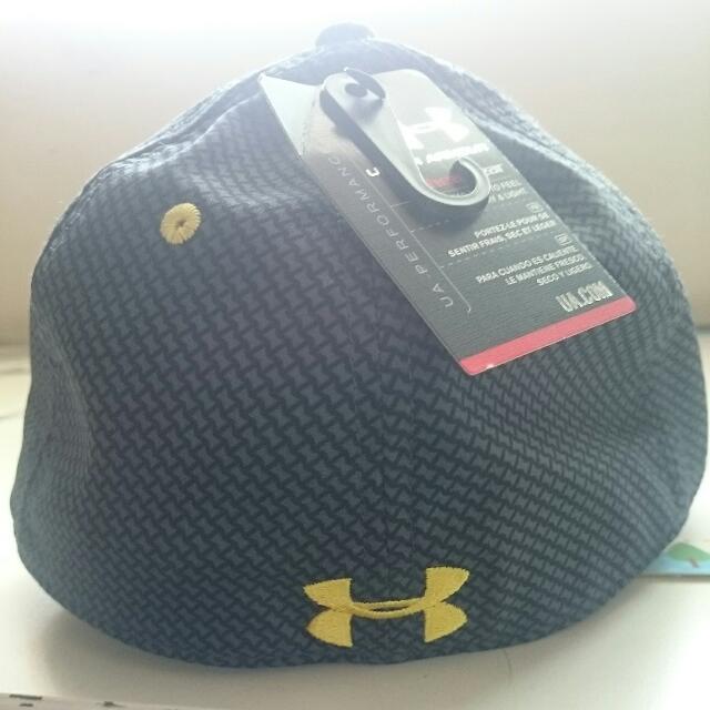 Underarmour Cap, Men's Fashion, Watches & Accessories, Caps & Hats on  Carousell