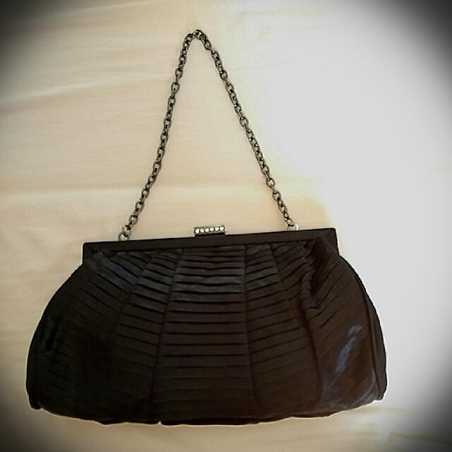 Jacqueline Ferrar Evening Bag Women s Fashion Dresses Sets Evening dresses gowns on Carousell