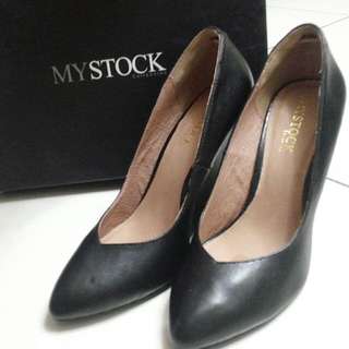 💥保留💥▶近全新◀MY STOCK 黑色高跟鞋 8/25/40號