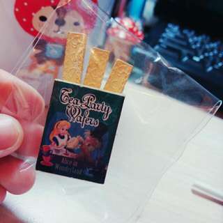 Alice愛麗絲👱食玩限量吊飾