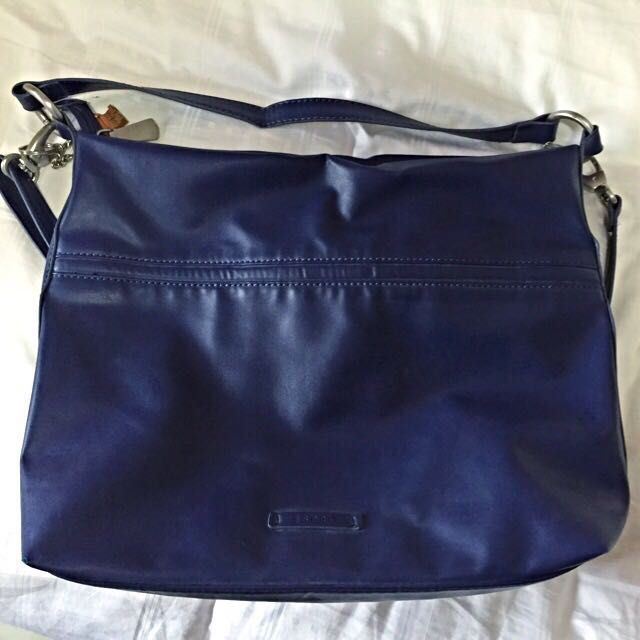 esprit travel bag