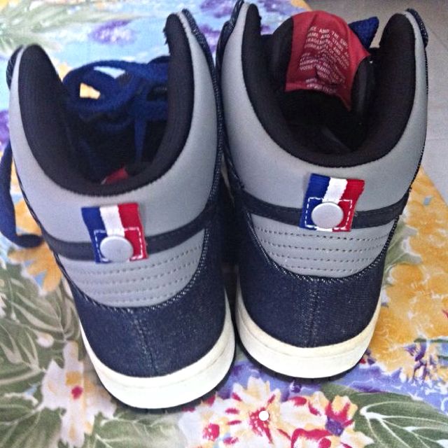 modells nike women's sneakers