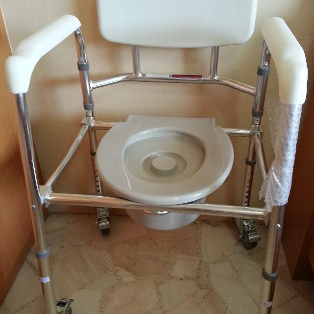 Handicap Commode, Everything Else on Carousell