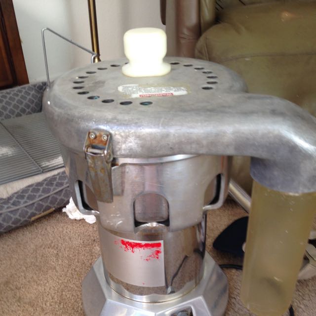 Ruby Commercial Juicer, TV & Home Appliances on Carousell