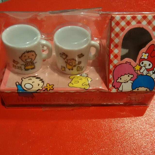 Miniature Dining Ware (Category: Other Kitchenware & Tableware) located in Singapore. Submitted by coollady (Listing ID 36215721, Image 1). Description: .