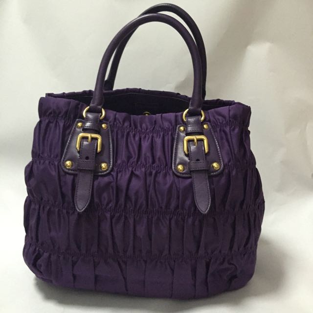 Prada Shopping Tessuto Gaufre' BN2805 (Ciclamino), Luxury on Carousell