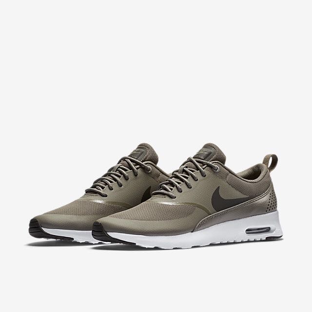 nike air max thea outfit dark storm