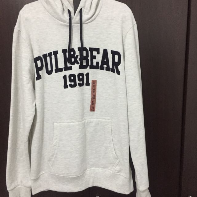 hoodie zipper pull and bear