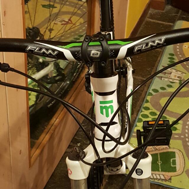Mongoose reform comp 700c dual sport hybrid bicycle outlet