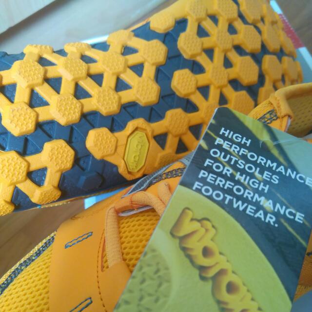 New Balance Minimus MT10YB2 V2 Trail Running Shoes US 7 2E Wide, Vibram Soles, Women's Fashion