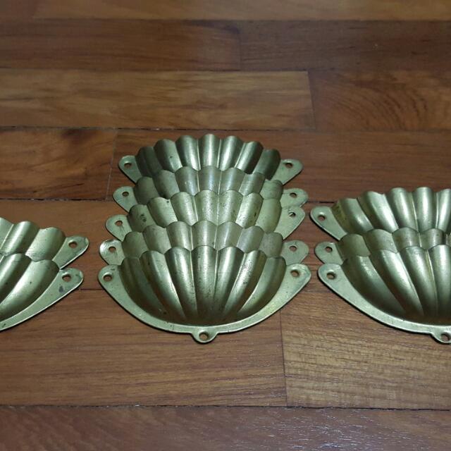 Vintage Sea Shell Drawer Pulls Hobbies Toys Memorabilia