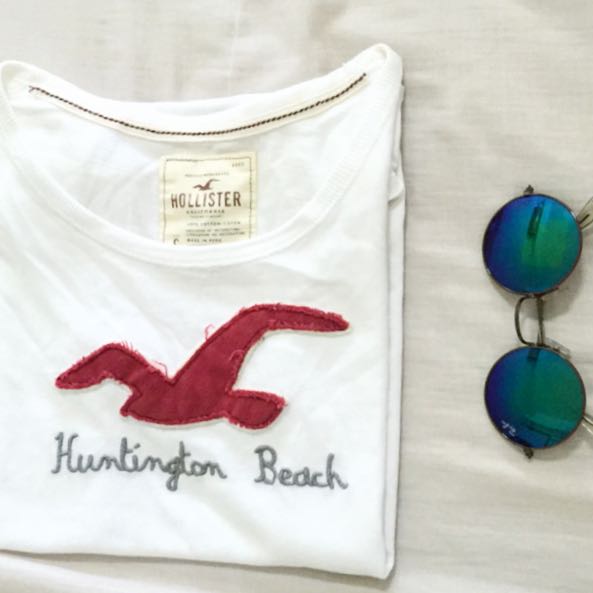 Pending Reserved Bn Hollister Huntington Beach T Shirt Women S Fashion On Carousell