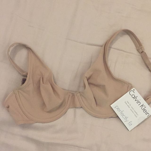 Calvin klein bra 32b sales