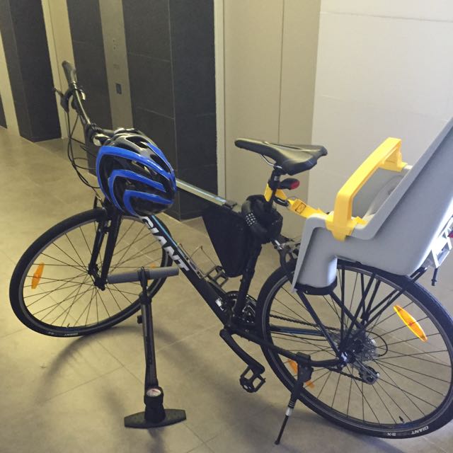 Giant Hybrid Bicycle 3x8 With Baby Seat Sports Equipment Bicycles Parts Bicycles on Carousell