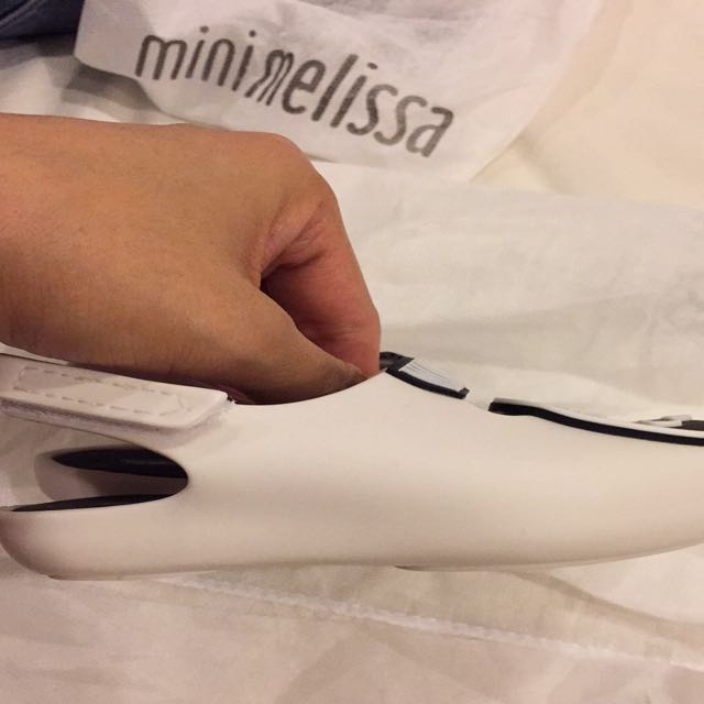 Mini Melissa NIRVANA white Size 6 US Babies Kids Babies Kids Fashion on Carousell
