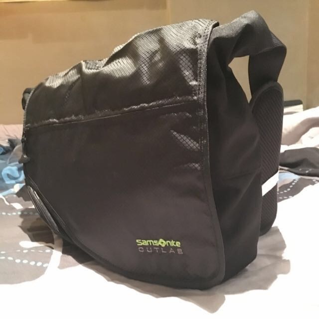 samsonite laptop messenger bag