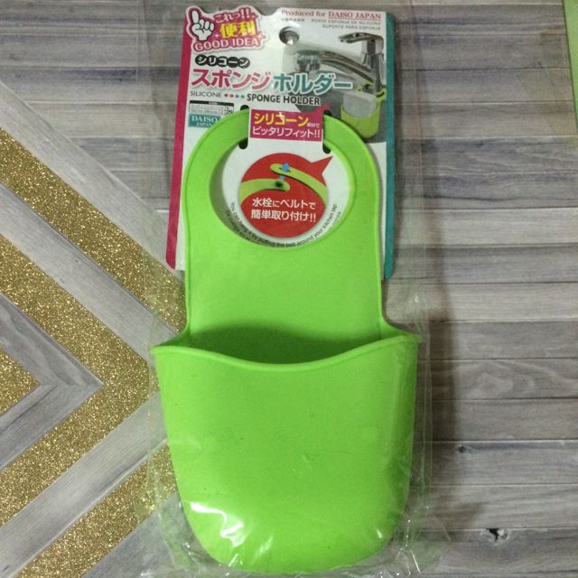 daiso-sponge-holder-women-s-fashion-jewelry-organisers-accessory
