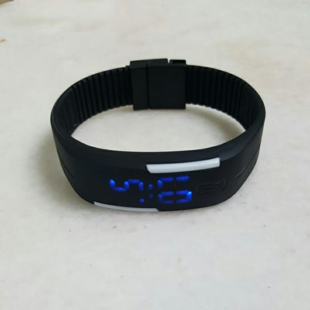 Wristband Watch Led Light Style Sports Not Addidas Nike Puma New Photo