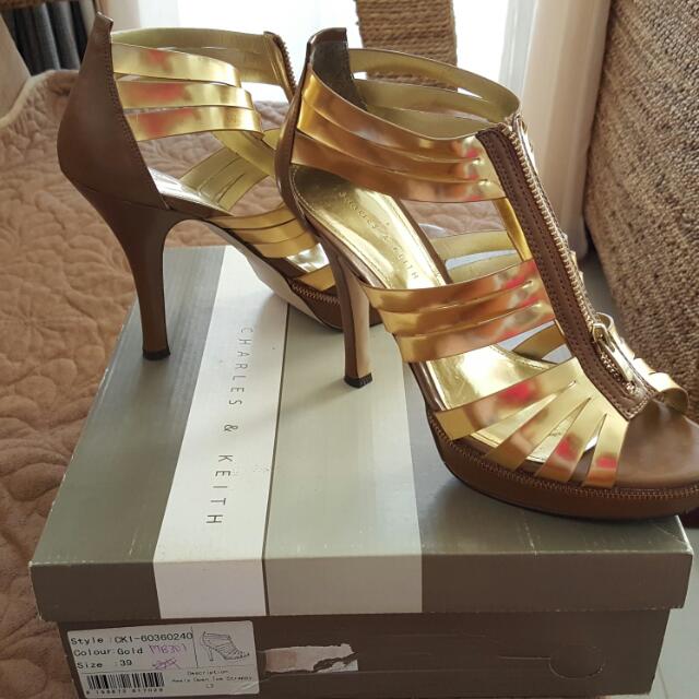 Gold heels hotsell size 12