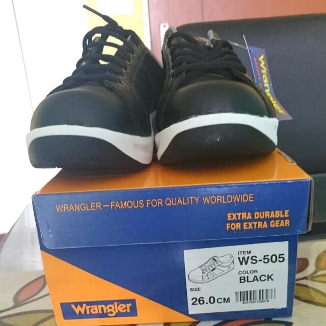 Wrangler best sale safety shoes
