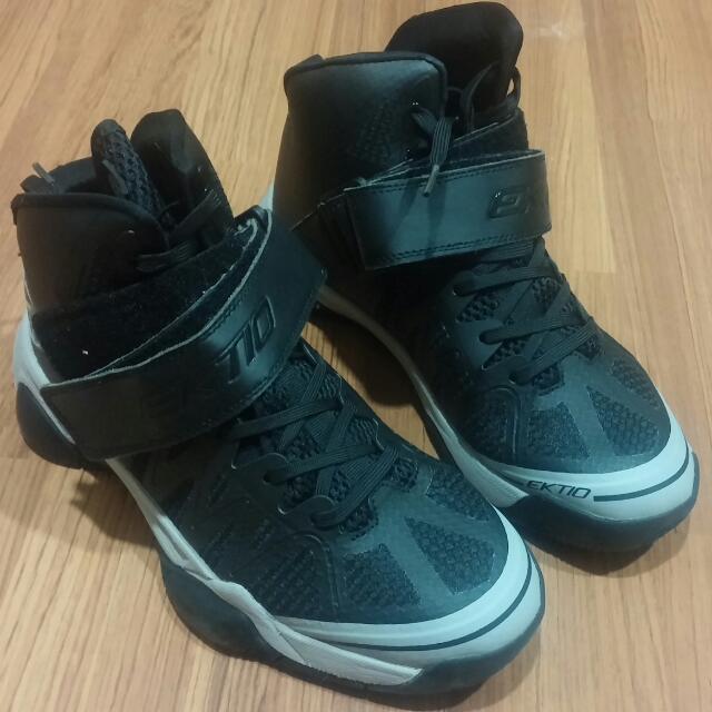 Ektio Alexio Basketball Shoes US Size 9 Women s Fashion Footwear Sneakers on Carousell