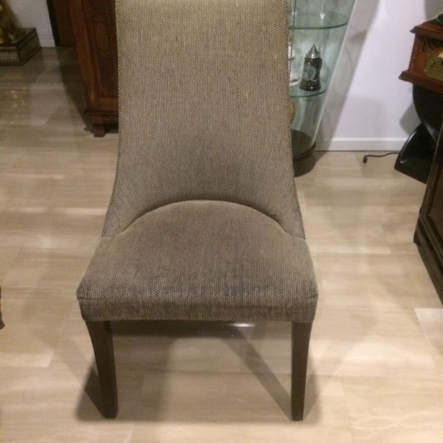 Harvey Norman Extendable Dining Table +4 Dining Chairs, Furniture & Home Living, Furniture