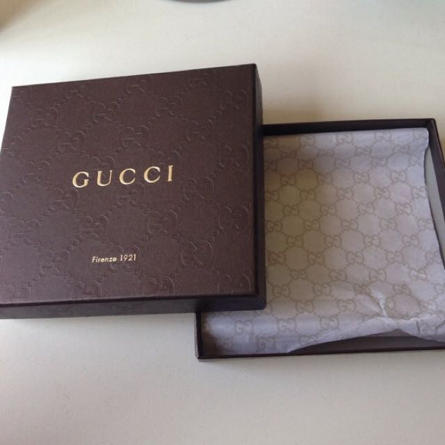 gucci wallet box