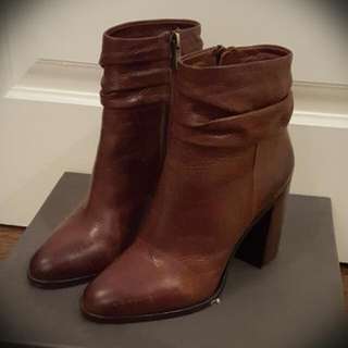 BRAND NEW Vince Camuto Ankle Boots - Size 7