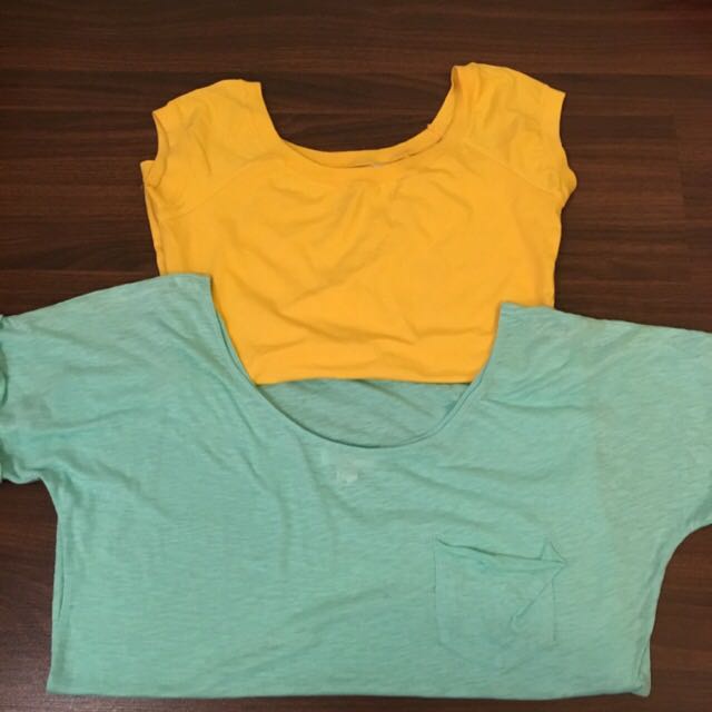 BASIC TEES (Category: Shirts) located in Singapore. Submitted by theclothessale (Listing ID 36880548, Image 3). Description: .