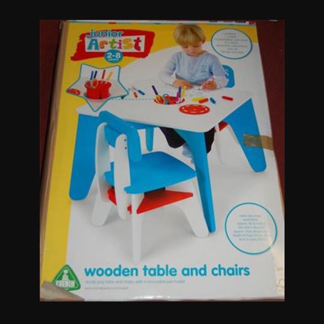 baby wooden table and chairs