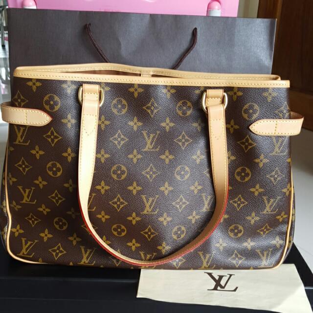 Louis Vuitton Batignolles Bag, Luxury, Bags & Wallets on Carousell