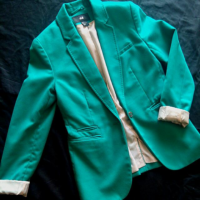 H&M Blazer, Women's Fashion, Coats, Jackets and Outerwear on Carousell