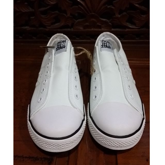 North Star White Shoes (no shoelaces style), Women's Fashion, Shoes ... North Star White Shoes (no shoelaces style), Women's Fashion, Shoes on Carousell