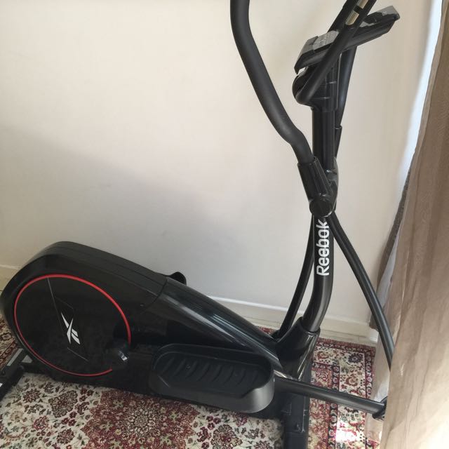 Reebok CrossTrainer, Sports Equipment, Exercise & Fitness, Cardio