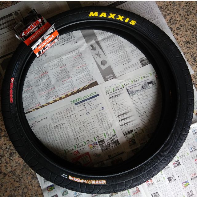 maxxis hookworm 26 x 2 5
