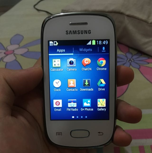 Samsung Galaxy Pocket Neo GT-S5310 4 GB Smartphone, 3 LCD 320 x 240,  Single-core (1 Core) 850 MHz, 512 MB RAM, Android 4.1 Jelly Bean, 3G,  Silver 