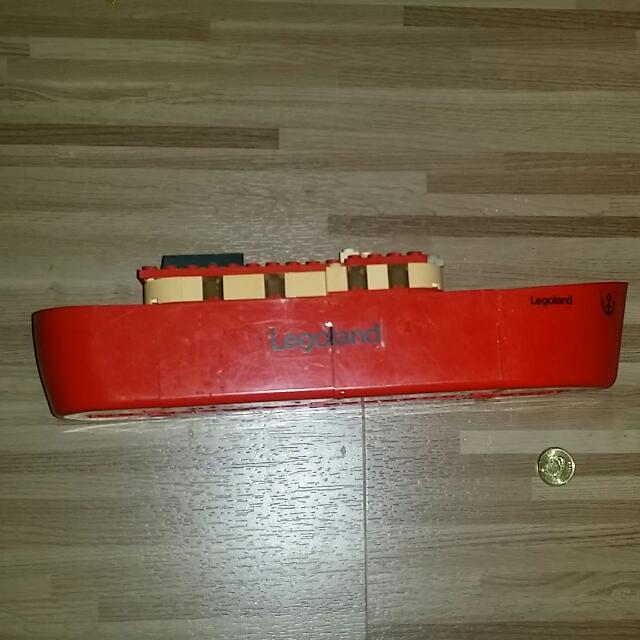 lego red ship