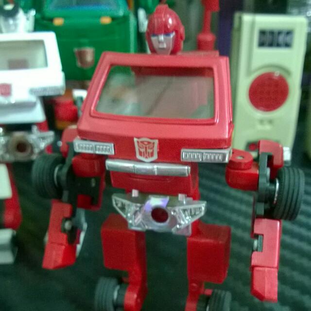 Transformers Encore Reissue Ratchet and Ironside Loose with Box